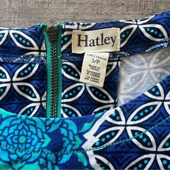 Hatley Blue and Teal Patterned Short Sleeve Dress Small - Picture 3 of 3